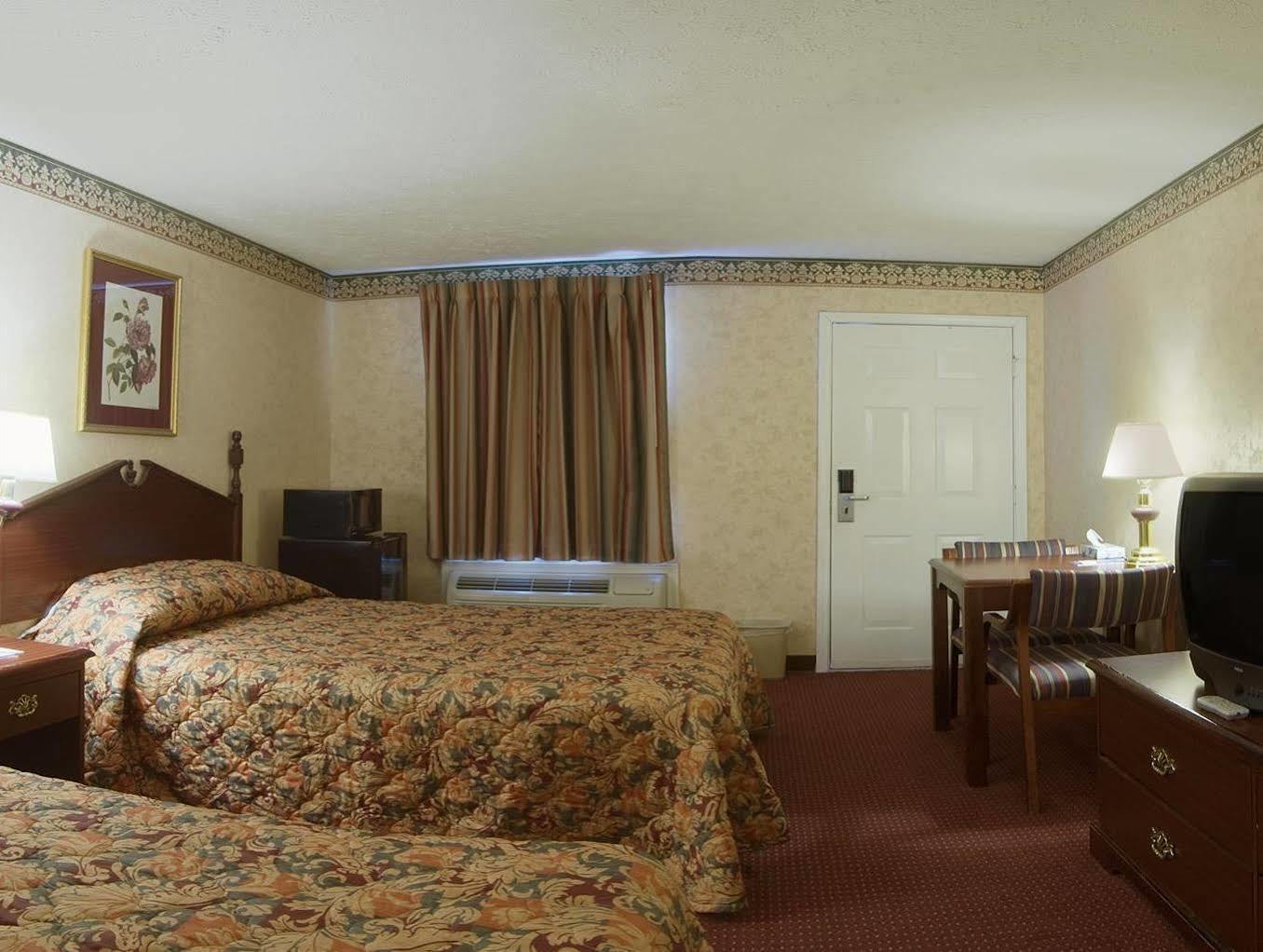 Americas Best Value Inn & Suites Mt. Pleasant Mount Pleasant Dış mekan fotoğraf