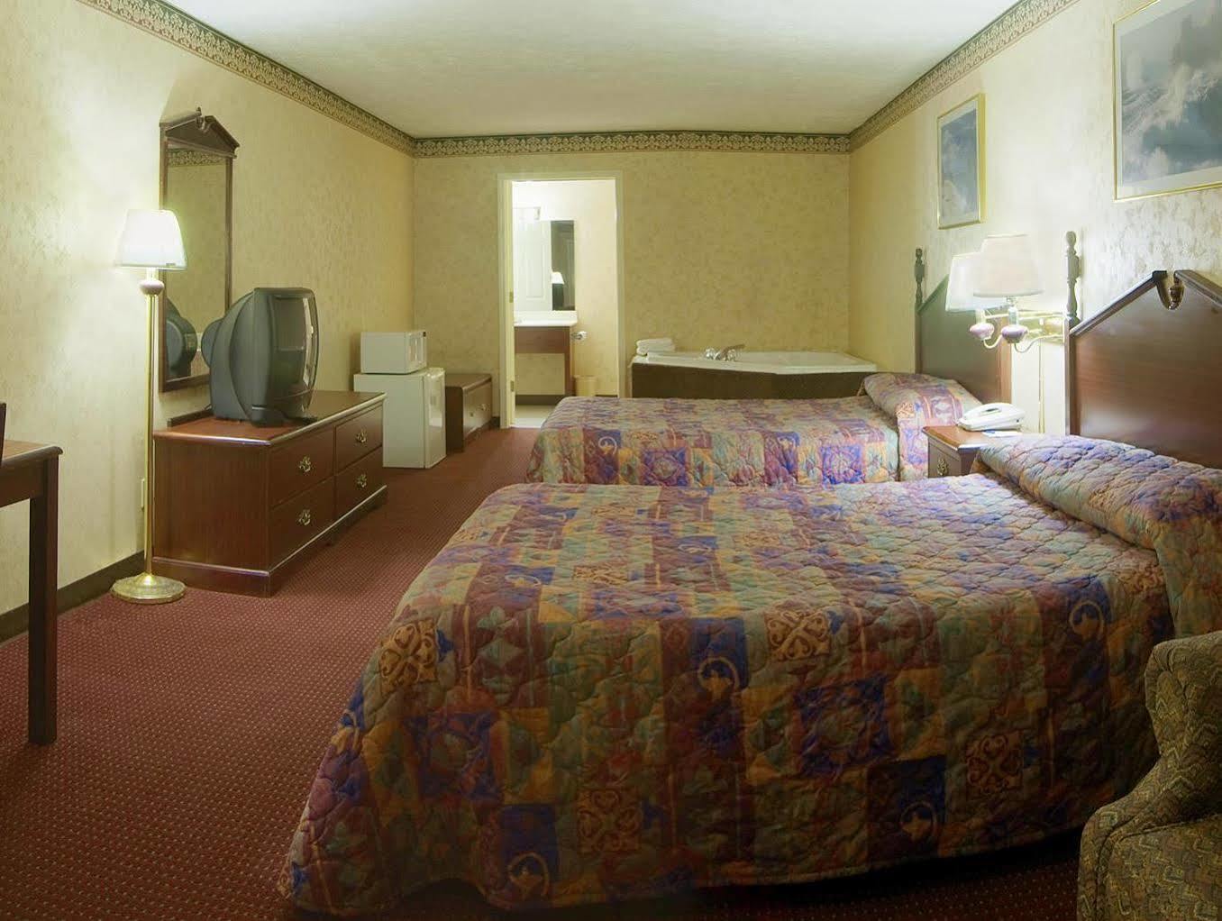 Americas Best Value Inn & Suites Mt. Pleasant Mount Pleasant Dış mekan fotoğraf